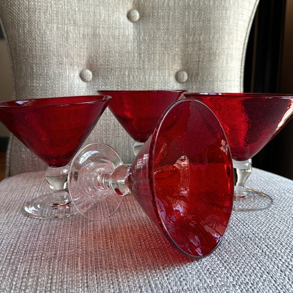 Artland Iris Ruby Red Hand Blown Bubble Gasses (Set of 4) - Picture 3 of 9